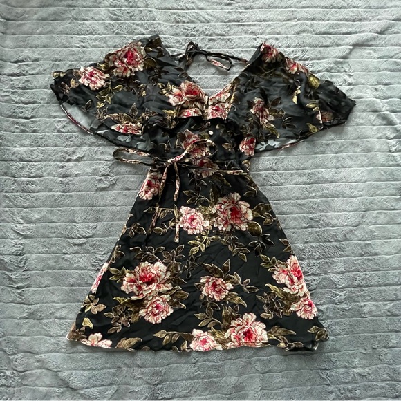 Witchy dress - Picture 4 of 10